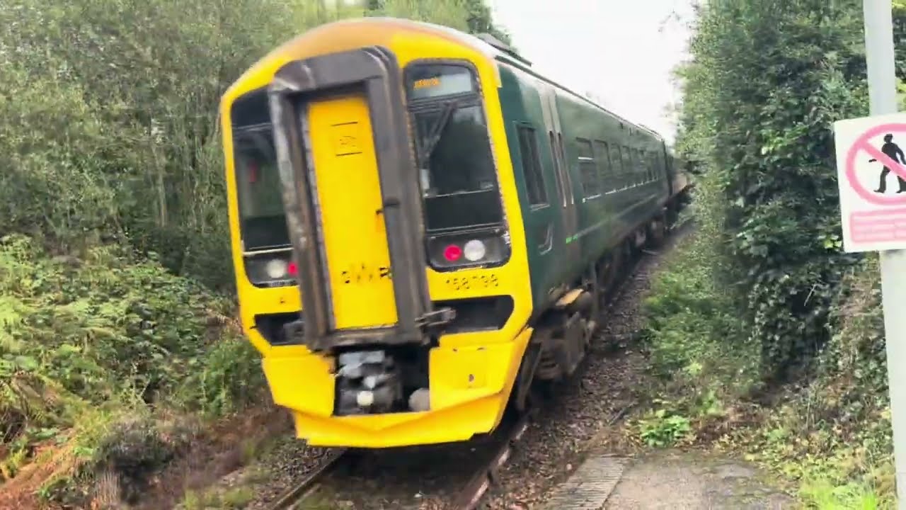Morchard Road Railway Station | Trains at and a tour of the station | 09/09/2025