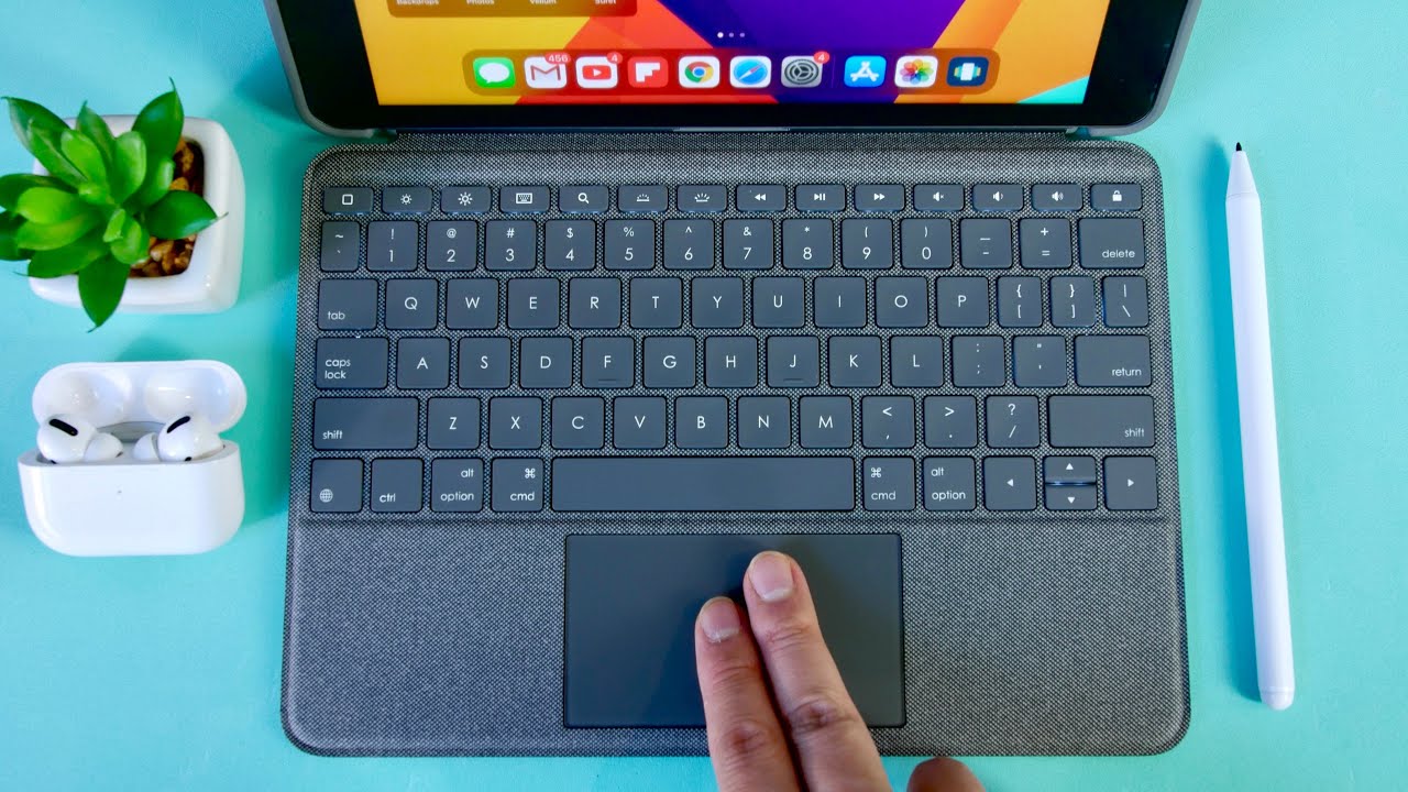 The BEST Keyboard Case for the NON-PRO iPad!!