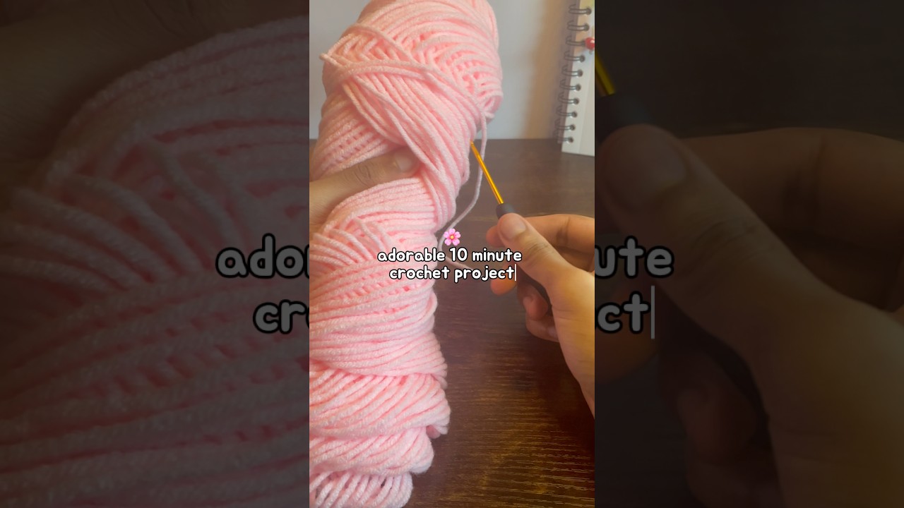 easy and quick 🎀 | cute crochet keychain idea for beginner 