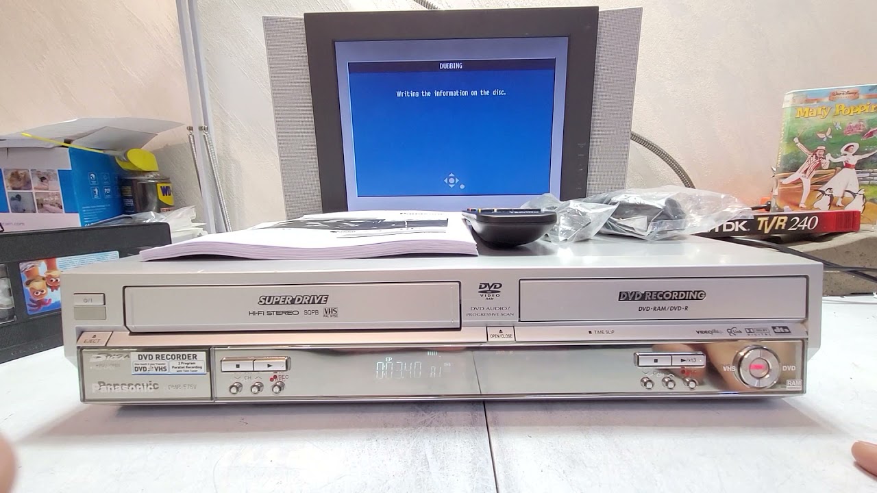 VIDEOREGISTRATORE COPIA VHS DVD RECORDER PANASONIC DMR-E75V SUPER VHS COMPATIBIL IMMACOLATO COMPLETO