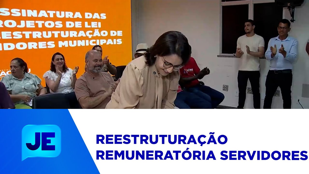 Prefeita Em&iacute;lia Corr&ecirc;a sanciona a lei que vai melhorar a vida de v&aacute;rias categorias - JE