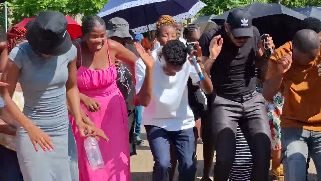 Umhlangano Womthandazo : Kwenza Cele - Kwazamazama umhlaba (uMthatha Open Air)