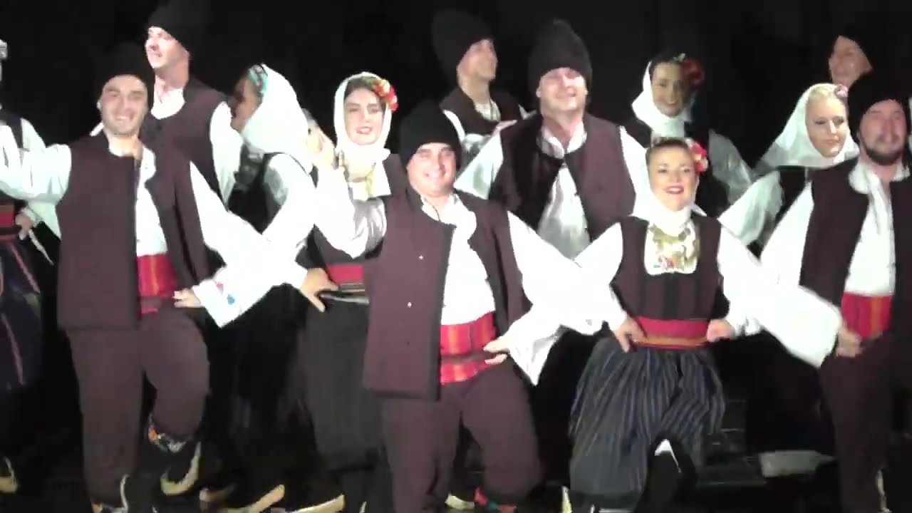 Kulturni centar Rača veterani folklornog ansambla splet igara 21.07.2023. (SNIMAK TV RAČA)