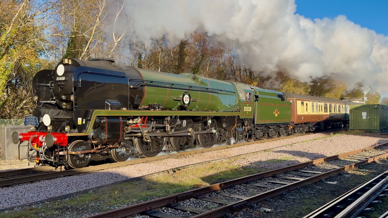 1Z93 35028 CLAN LINE AMAZING IN THE SUN AS IT STEAMS PAST TEMPLECOMBE HEADING TOWARDS SHERBORNE