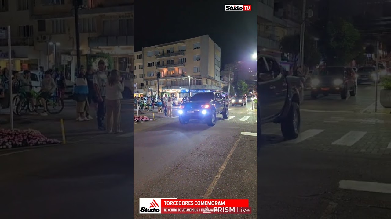  Torcedores do Grêmio comemoram o título do Campeonato Gaúcho 2026 no centro de Veranópolis