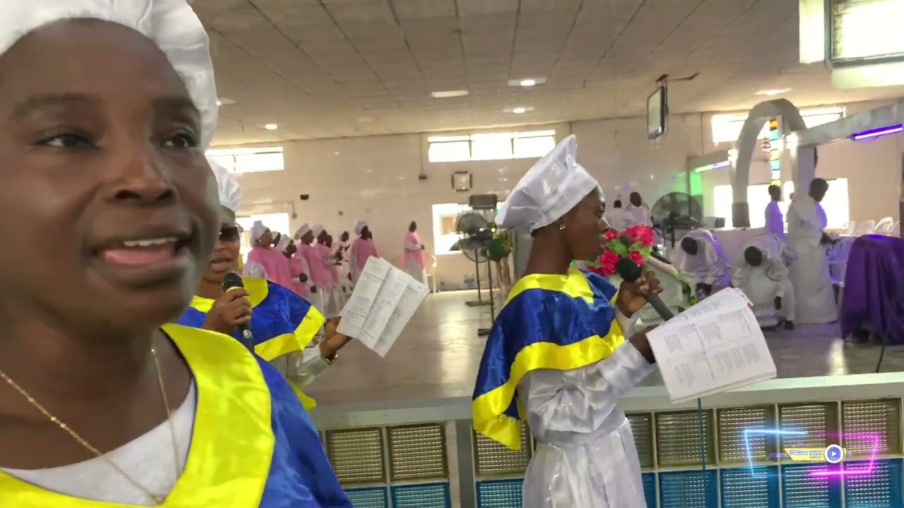 CCC HYMN 882 🌈✨ ALAYO, TI MAYO DE ( By Ultimate choir 😍)
