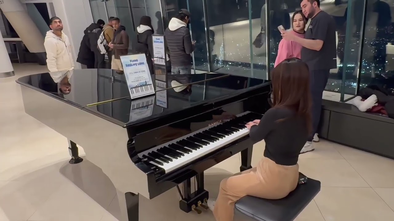 Piano in Seoul sky | 즉흥연주 | 롯데월드