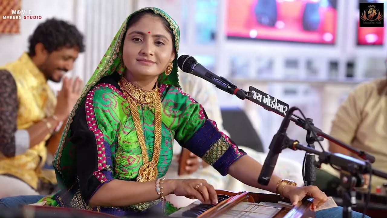 KMM DAYRO આપણા મલક નેા ડાયરેા 02 HONG KONG DAYRO  #rajbhagadhvi #geetarabari #hiteshantala 2023