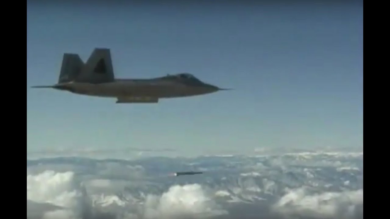 U.S. Air Force: F-22 Missile Launch
