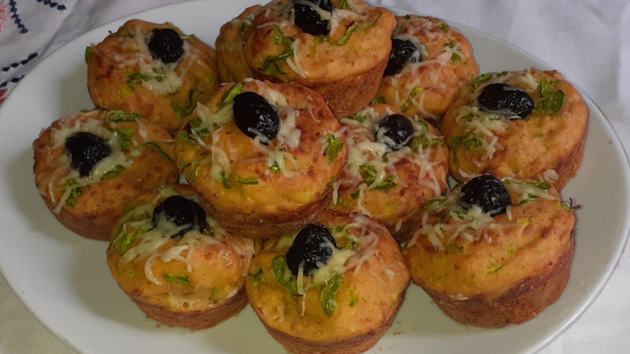 مافن خفيف بالتونة والكوسة 😋muffins légers au thon et aux courgettes 🙏👀👍🔔