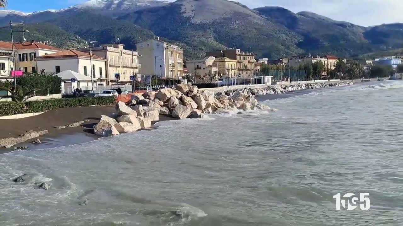 Mareggiata Sapri Massi Estrema Difesa 12 Genn