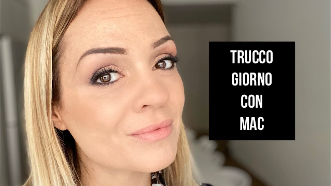Trucco giorno con MAC