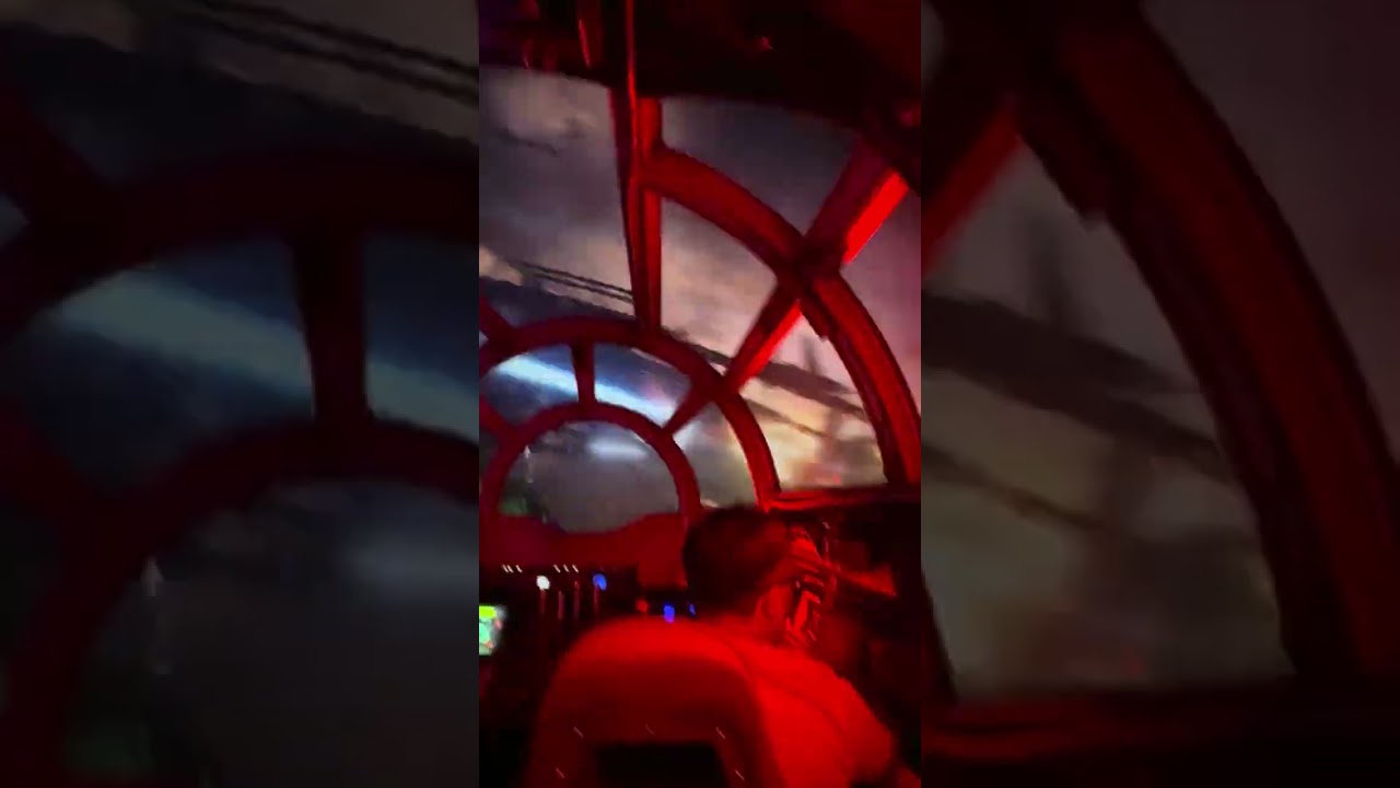 Millennium Falcon: Smugglers Run - Disney WorldWalt Disney