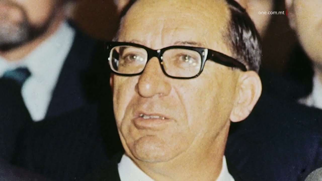 109 SNIN MIT-TWELID TAL-PERIT MINTOFF
