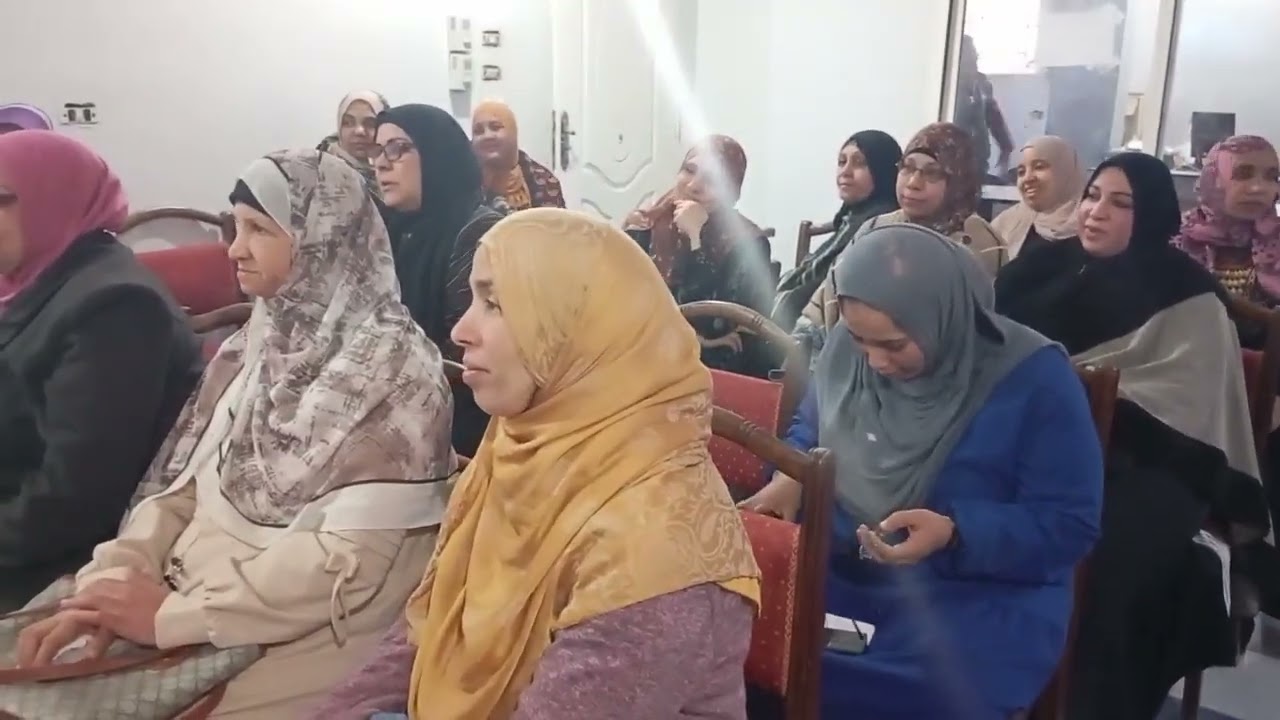 التعاون مع الخبراء في مجال العمل الكشفي لاعداد فريق الكشافة بعرب غنيم برعاية جمعية الشرق الخيرية