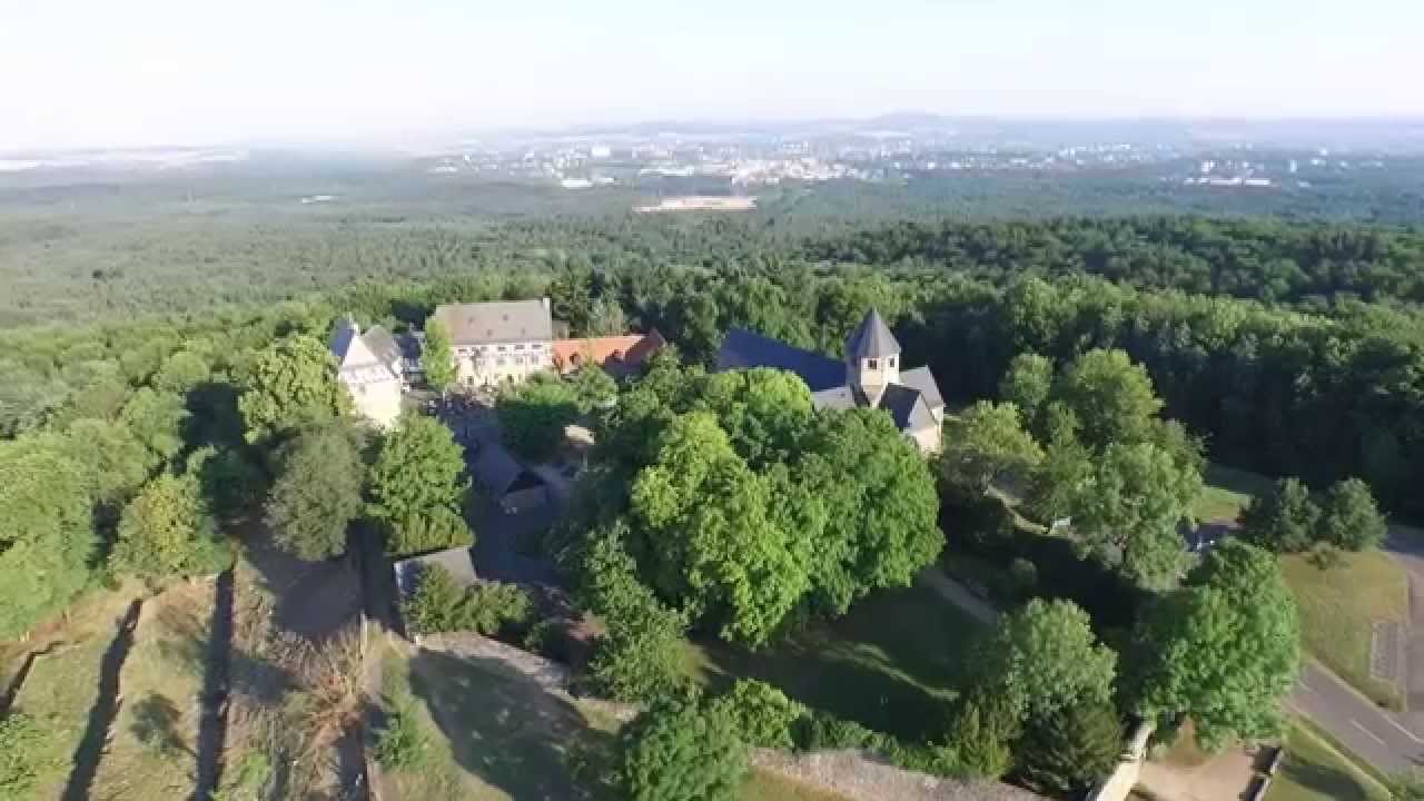 Flug über das Kloster Schiffenberg