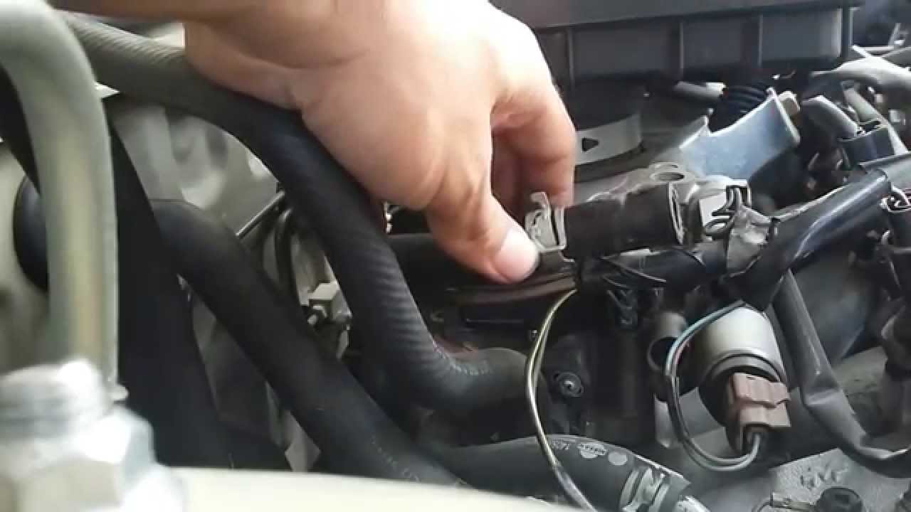 VALVULA PCV DE NISSAN SENTRA V16 - B13 - SUNNY - TSURU