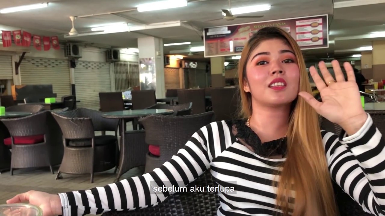 Perempuan Materialistik