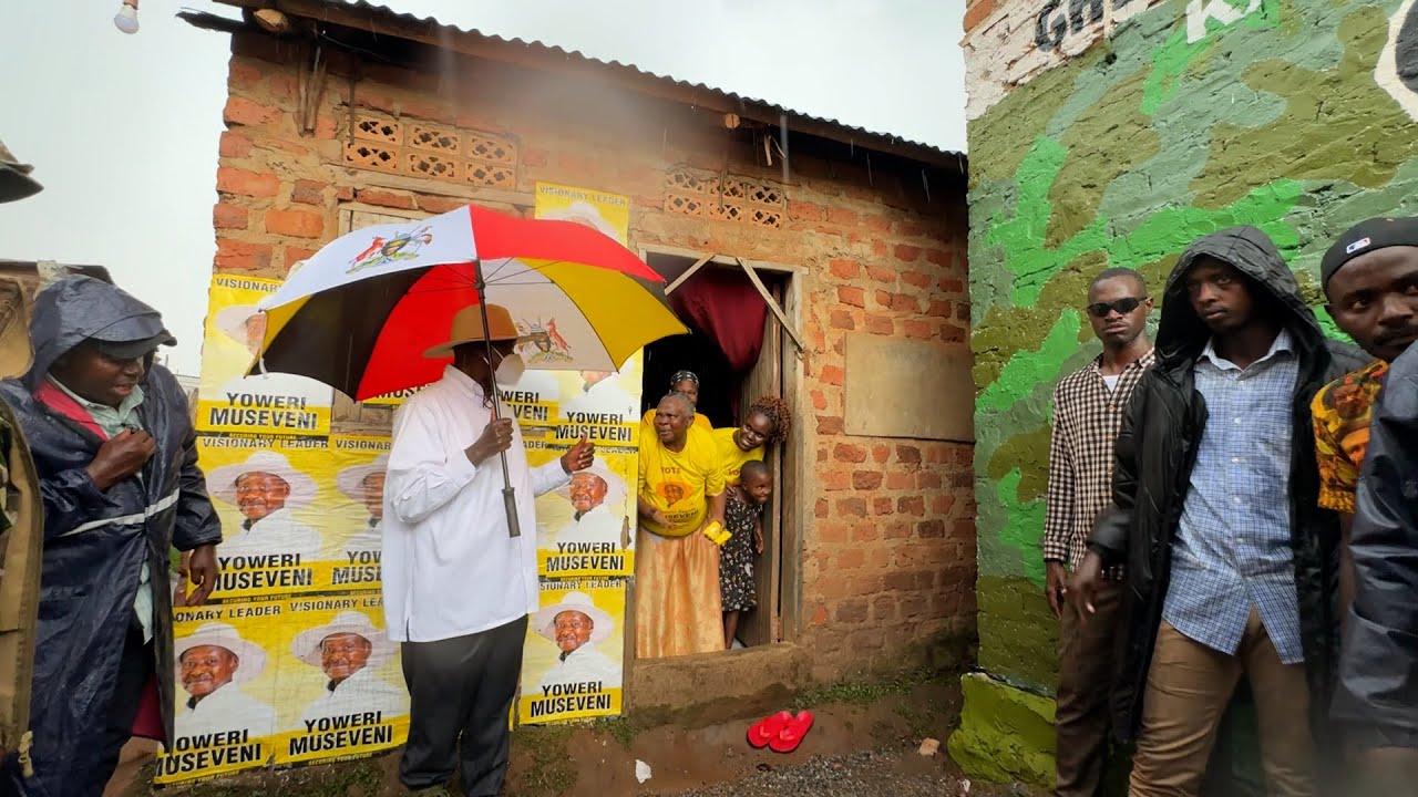President Museveni Left This Old Woman's Life Changed in Seconds | KAWEMPE GHETTO VISIT