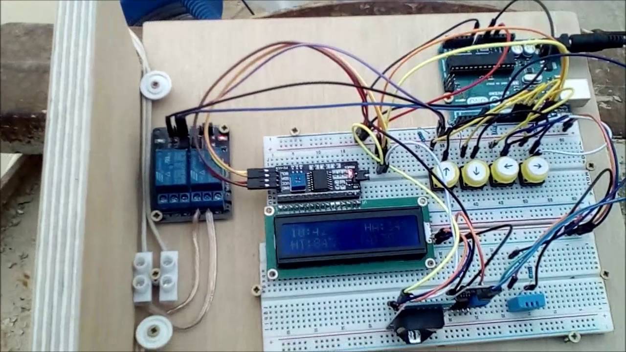 Sistema de riego automatizado con Arduino. Daniel Martínez Martínez. UPCT