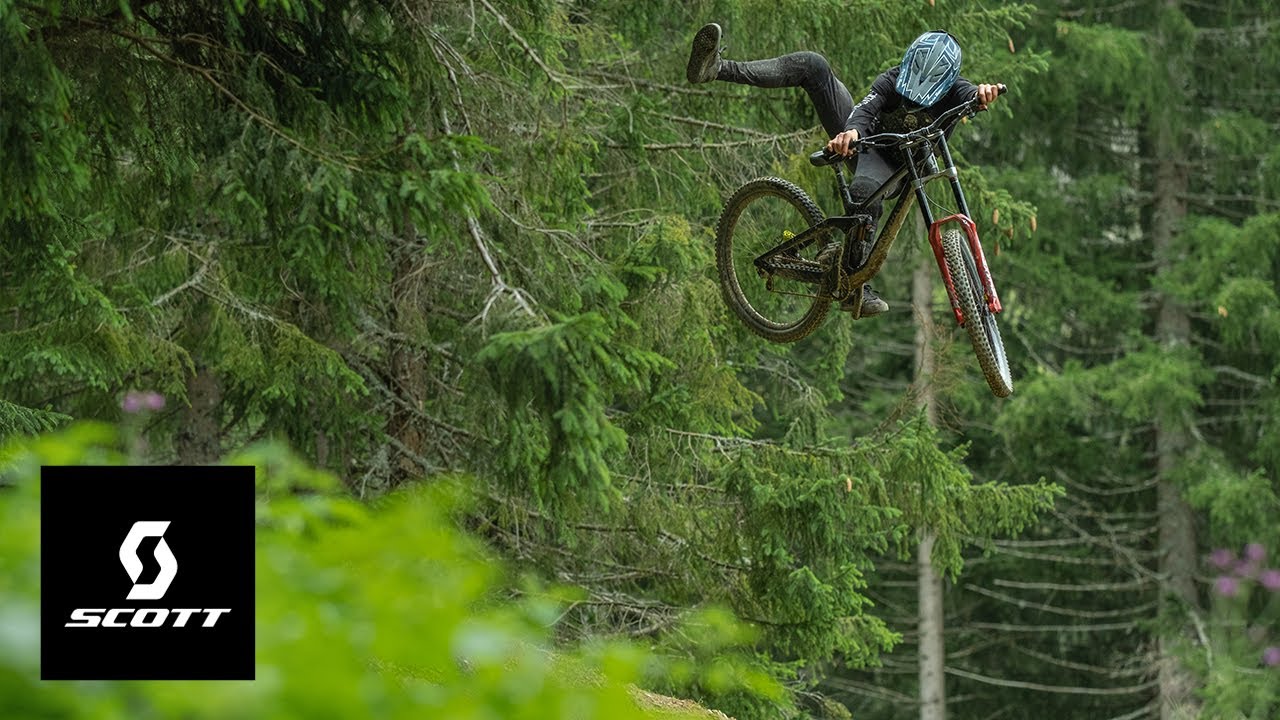 Airtime in Chatel Bike Park / Sundays in Chatel
