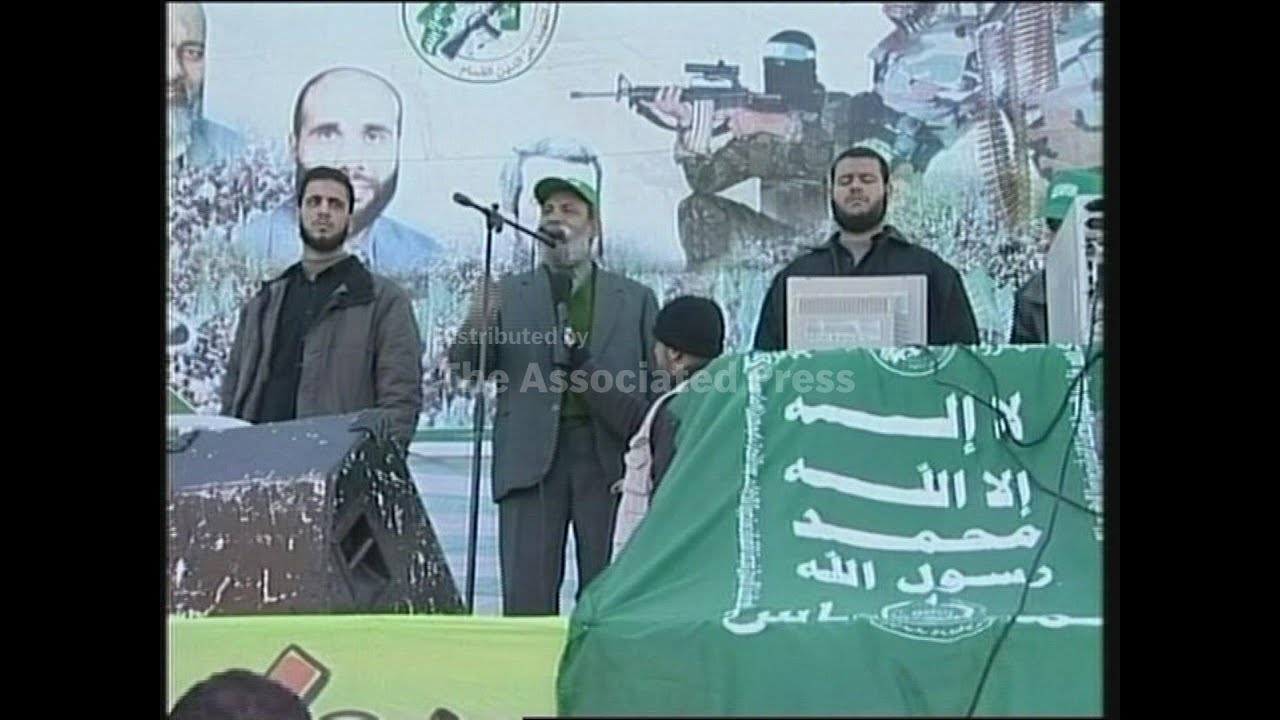 Hamas supporters rally to show support for candidates in elections