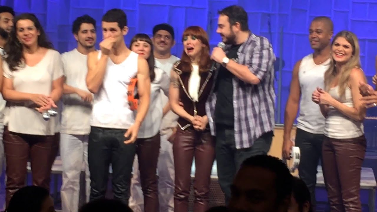Rita Lee aparece de surpresa no musical 