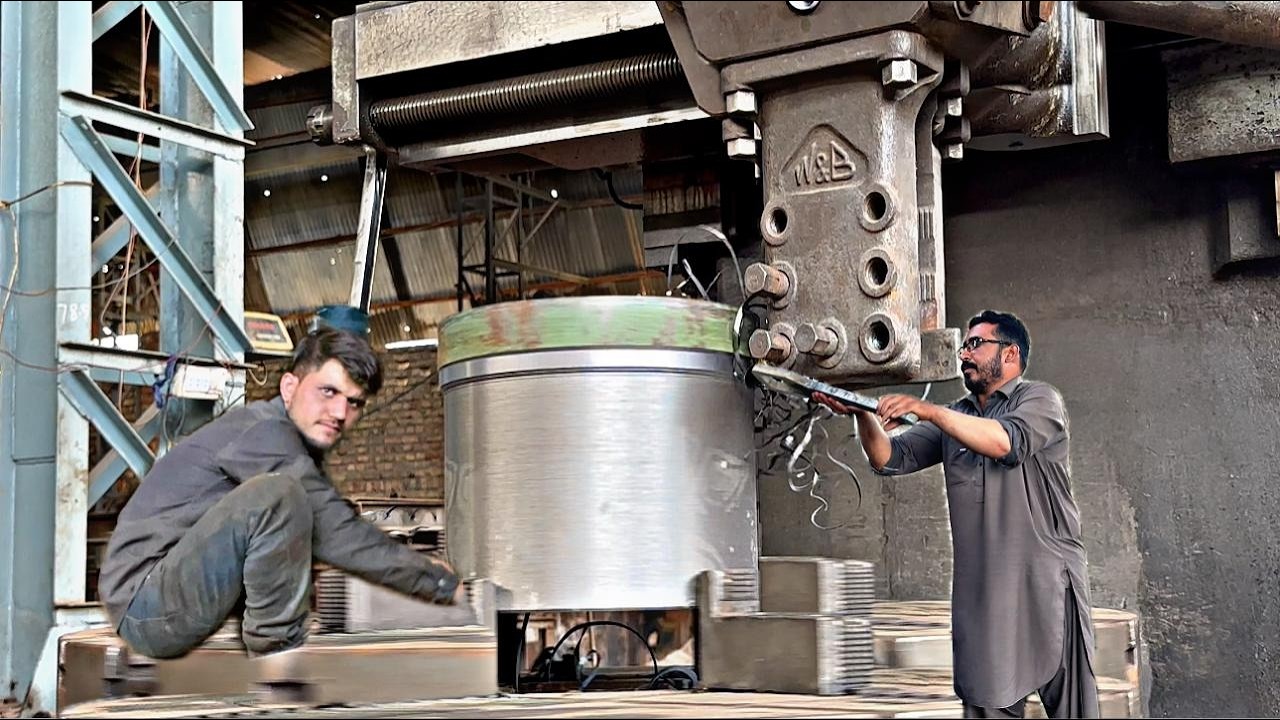 Manufacturing Process Small Gear with British Vertical Lathe || From Dust to Precision