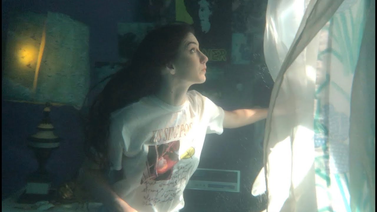 The Making Of: Weyes Blood's Underwater 'Titanic Rising' Album Cover