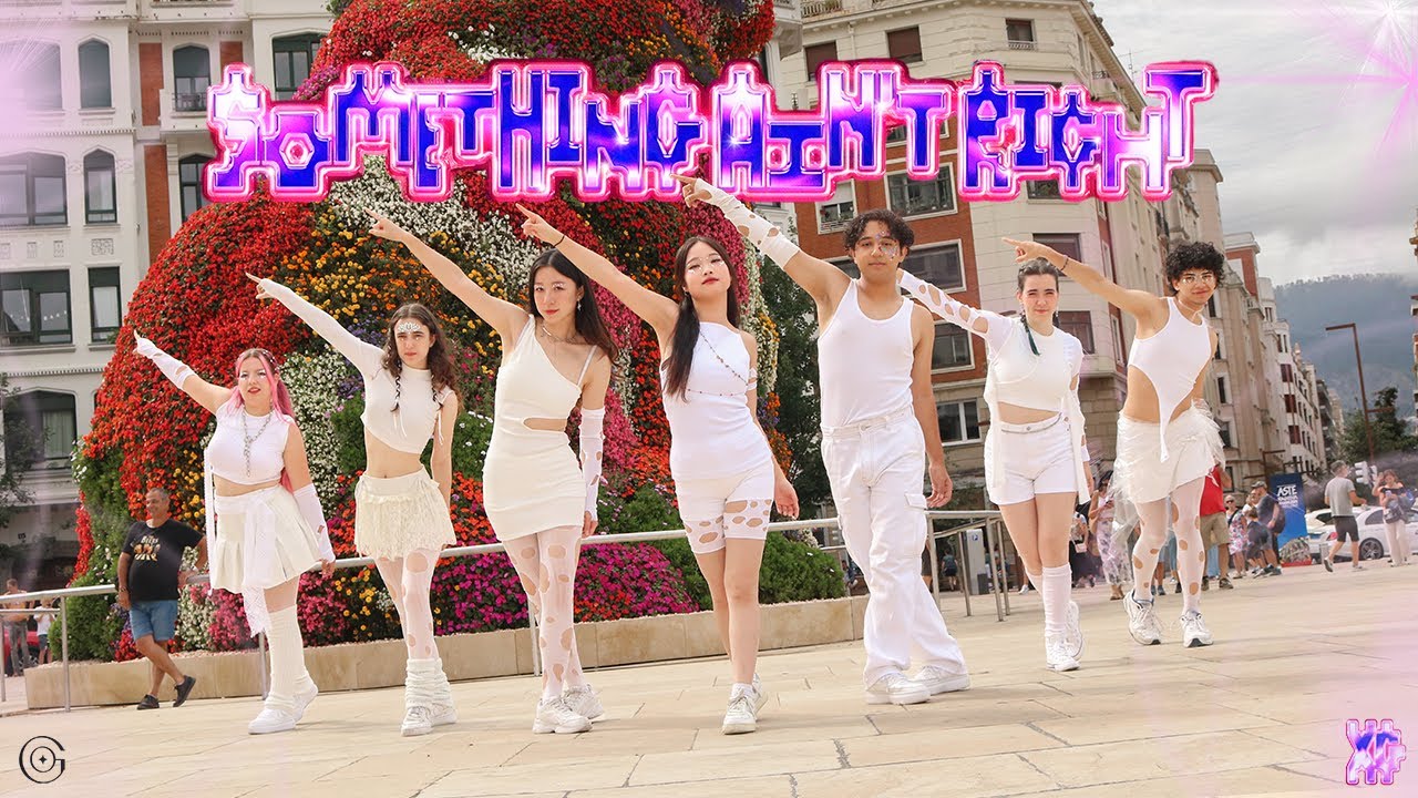 [DANCE IN PUBLIC | ONE TAKE] XG - 