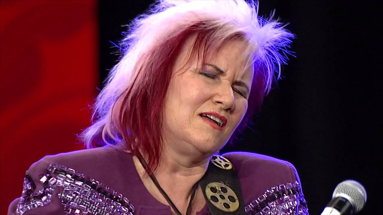 2016 She Rocks Awards: Jennifer Batten Performance