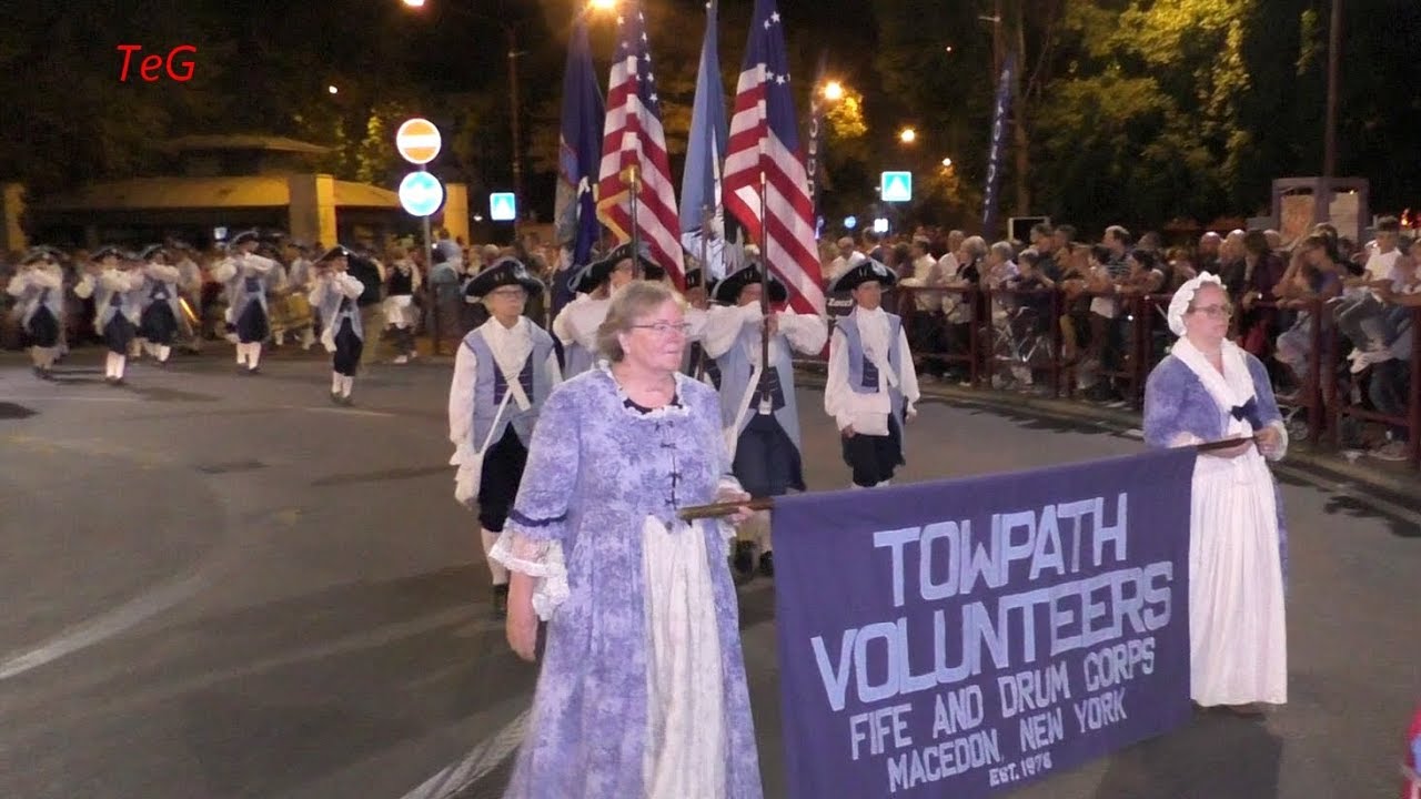 Sfilata serale dei pifferi - World Fife and Drum Festival Ivrea 2019