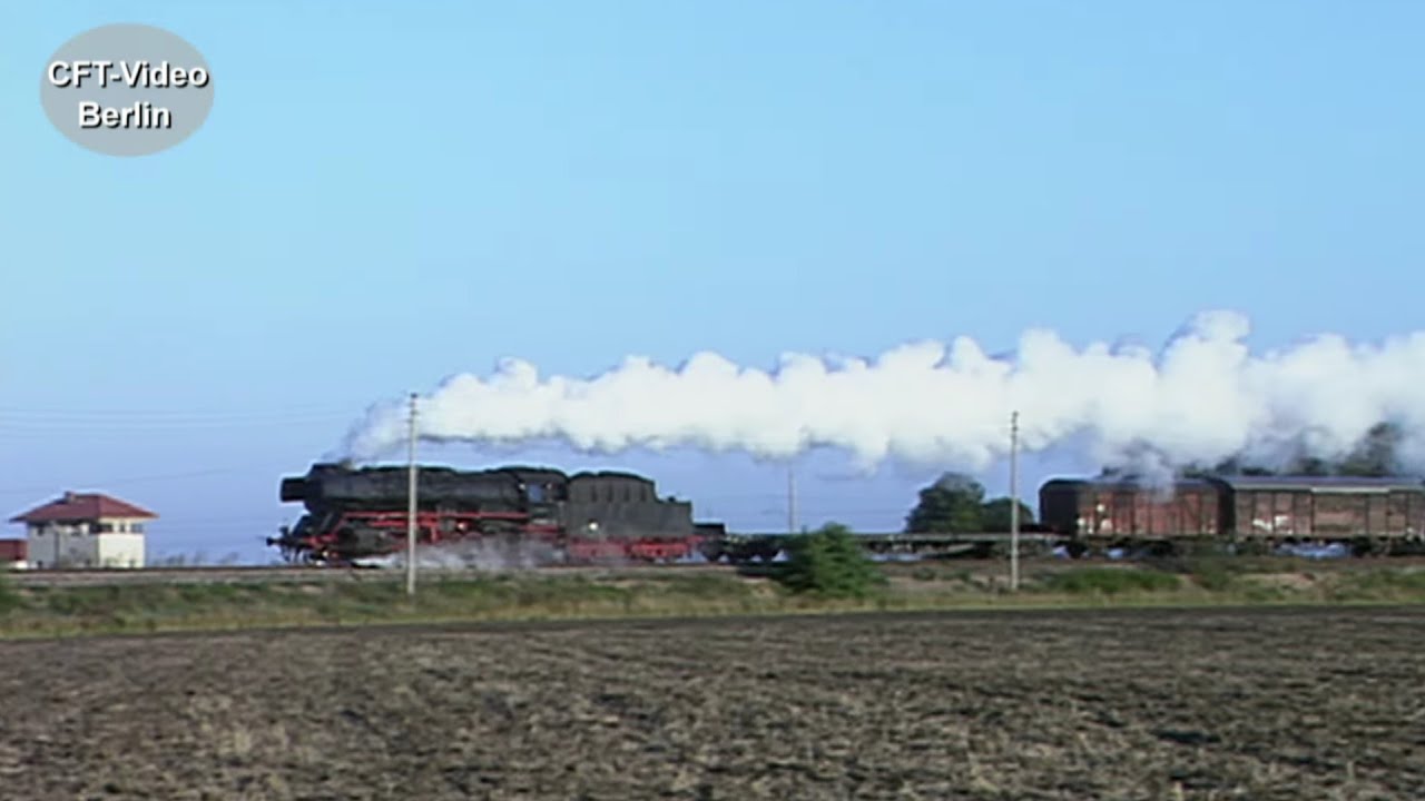Dampflok 50 3708 mit G&uuml;terzug unterwegs