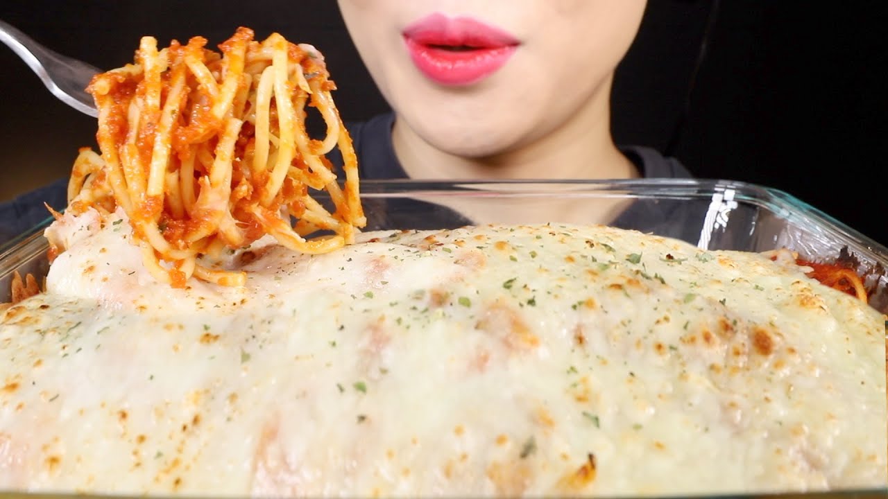 ASMR Oven-Baked Spaghetti Eating Sounds Mukbang