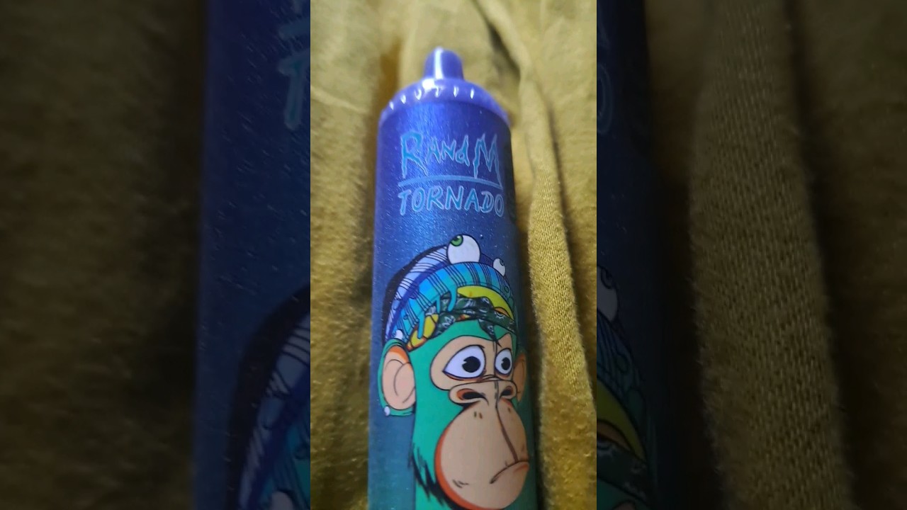 Chill with Randm 15k Vape's Blueberry on Ice 🫐❄️. Sweet and cool in every puff!
