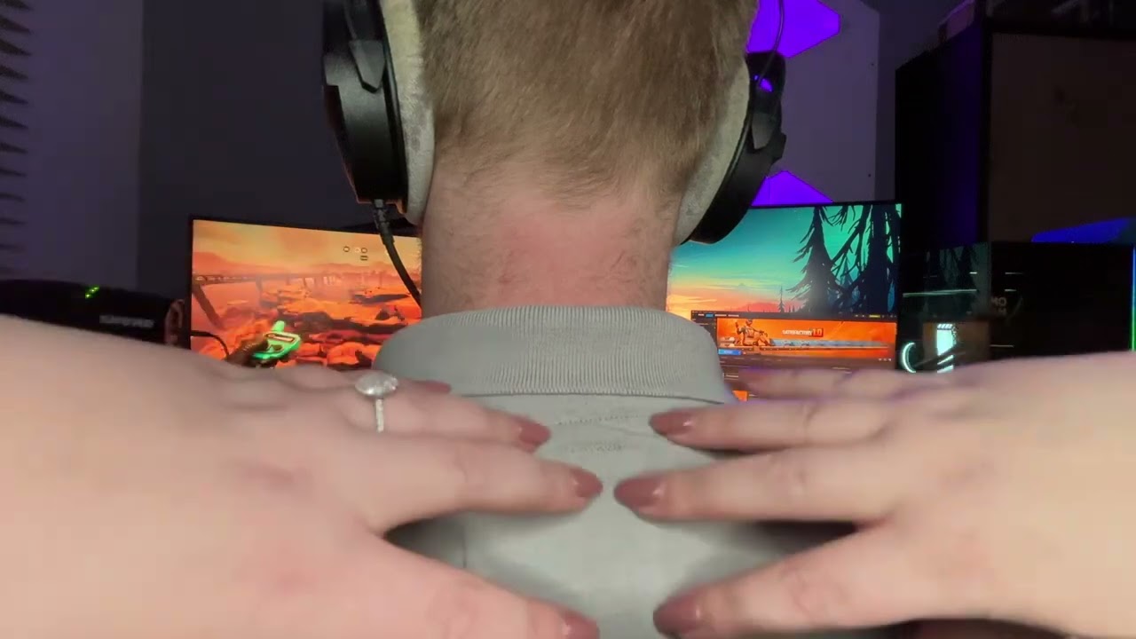 Scratching my Gamer Boyfriends Neck | Hard Neck & Shoulder Scratches | ASMR