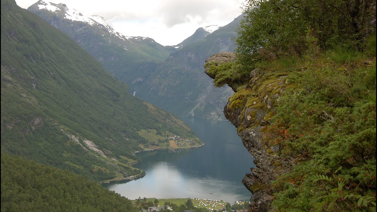 Norsk vals.  Original forfattermelodi.  F&oslash;rste forestilling.
