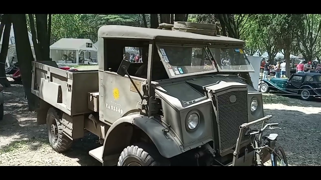 Vehiculos Militares en Autoclasica 2023