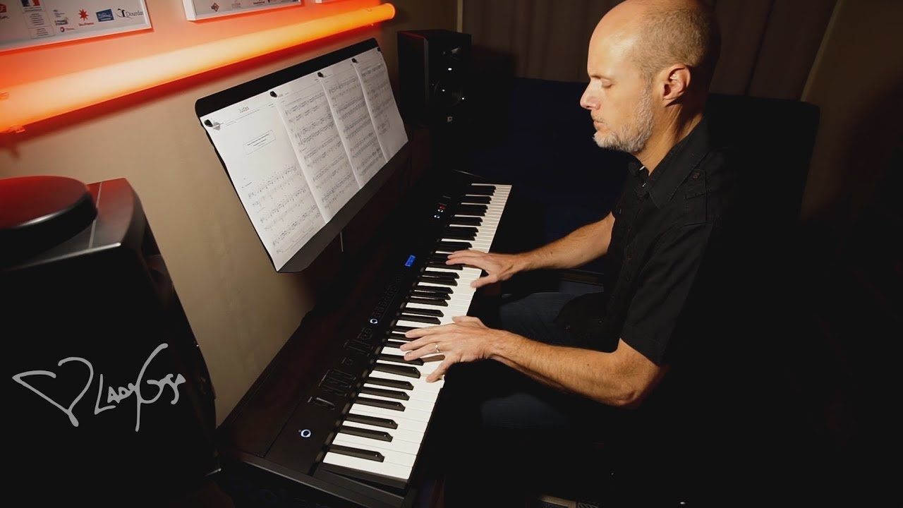 Lady Gaga - Judas - Piano