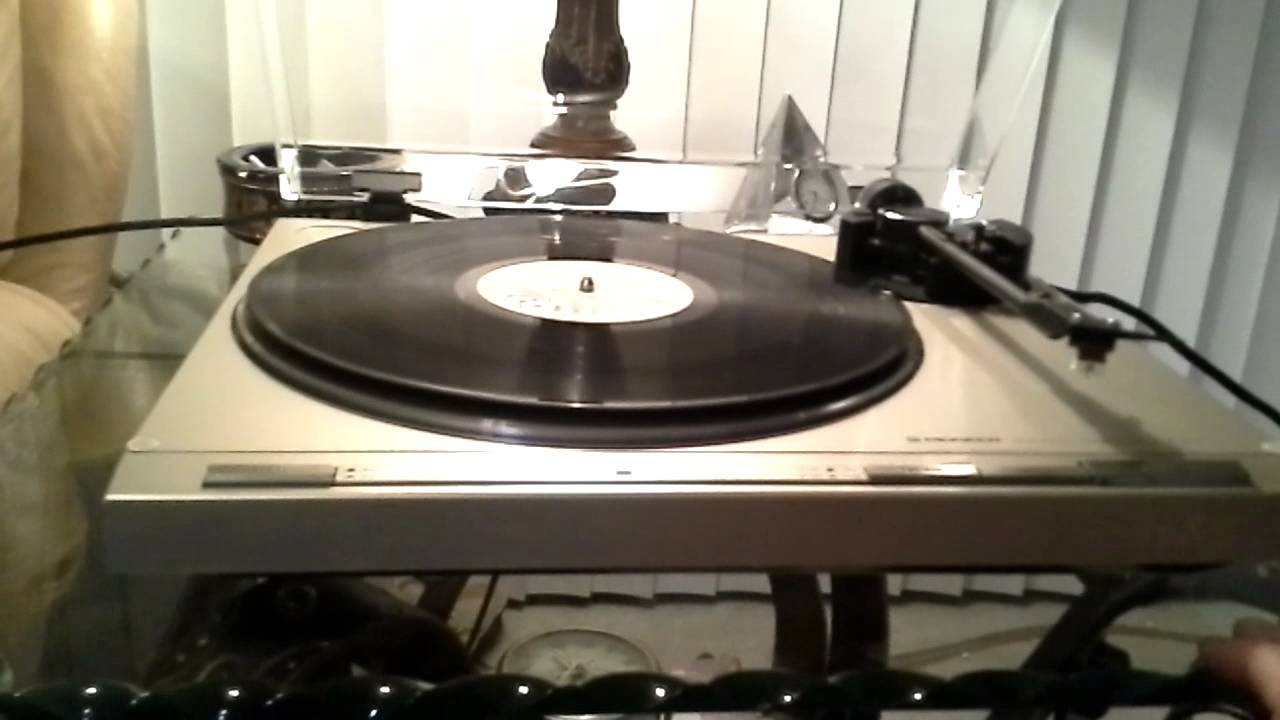 Pioneer Pl 7 turntable
