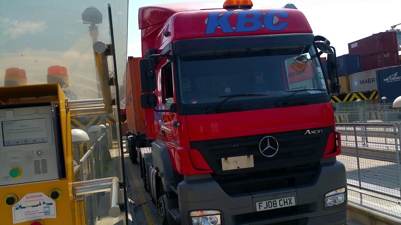 London Gateway port, drop off guide