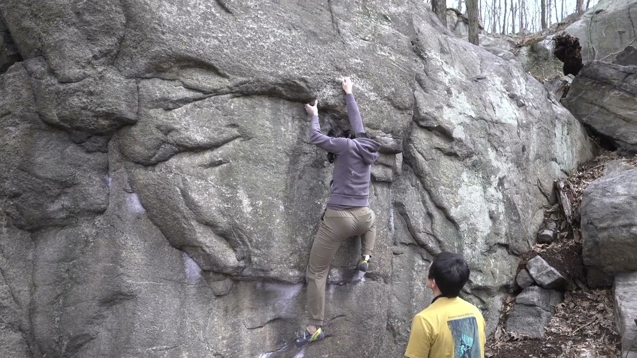 Underking (V6) - Powerlinez, NY - Connie #bouldering