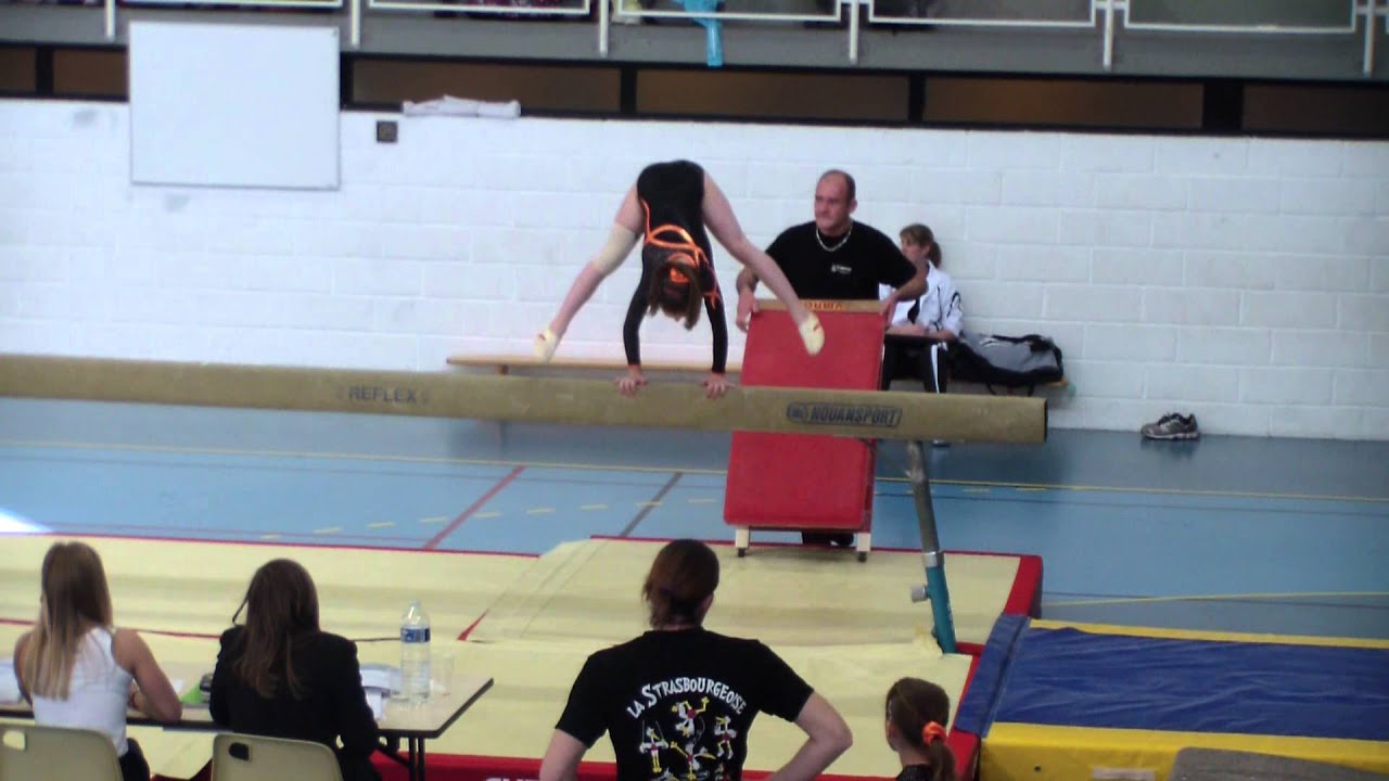 alissa 9 ans gym poutre