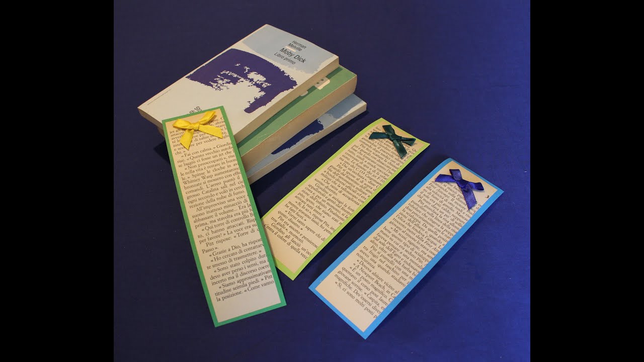 Segnalibri con vecchie pagine di libri