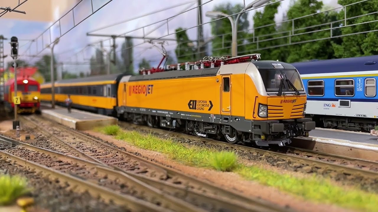 Vonatbemutató: Roco RegioJet (Budapest-Prága - RJ1032)