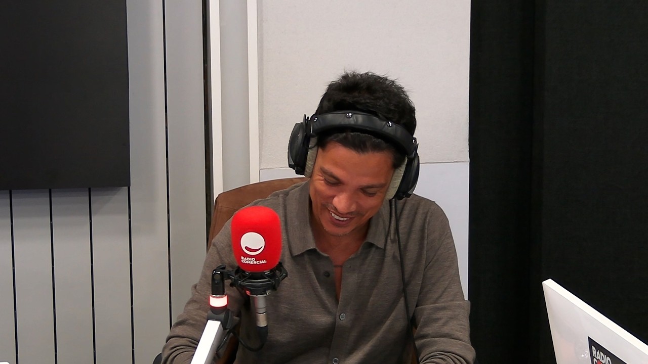 R&aacute;dio Comercial | Nuno Markl deixa cair tudo (mas mesmo tudo) ao ch&atilde;o! - O Homem Que Mordeu o C&atilde;o