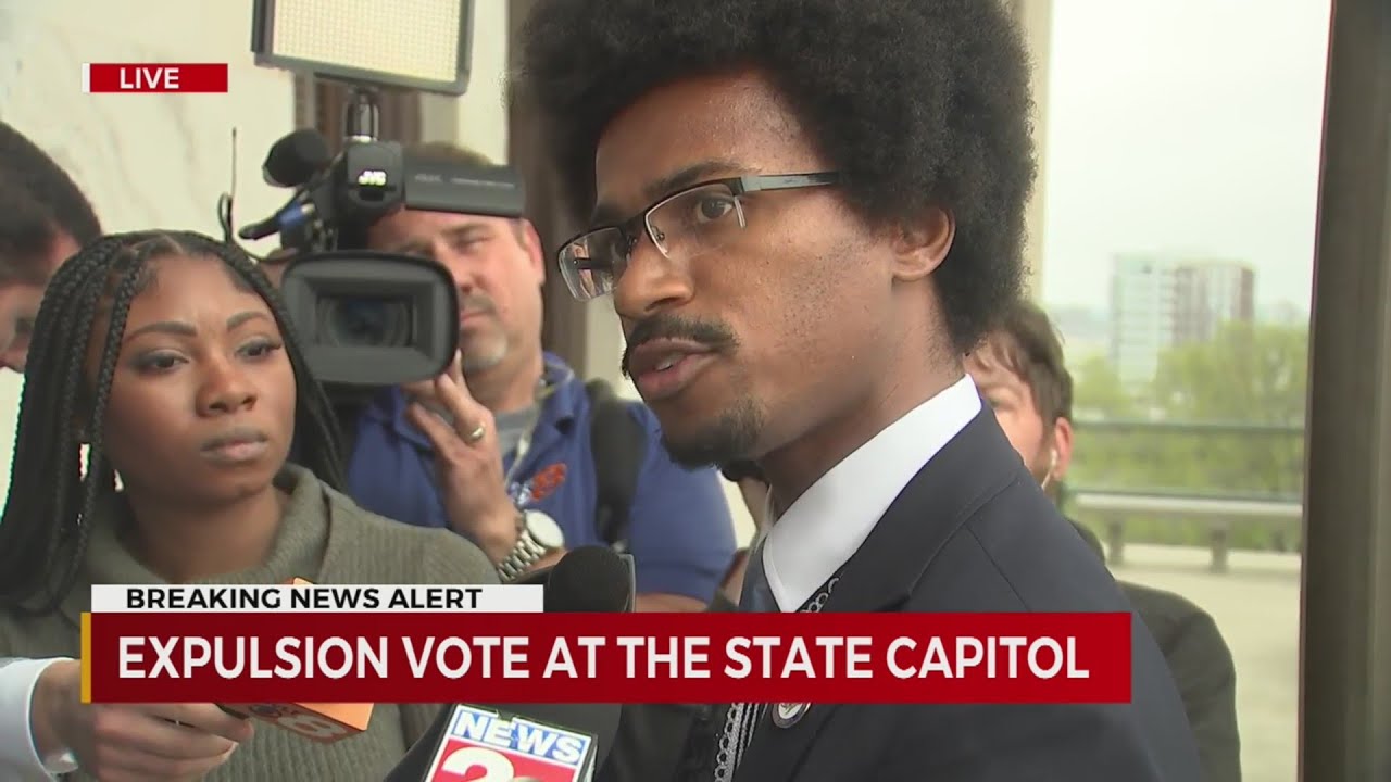 Rep. Justin Pearson speaks amid expulsion vote at TN State Capitol