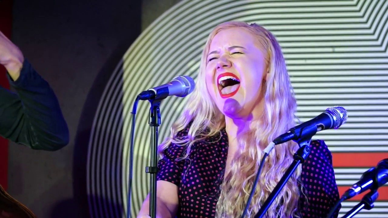 Adrianna Styrcz plays Depeche Mode