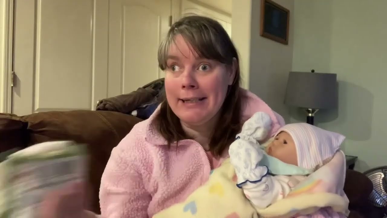 Вечер с моим новорожденным малышом.