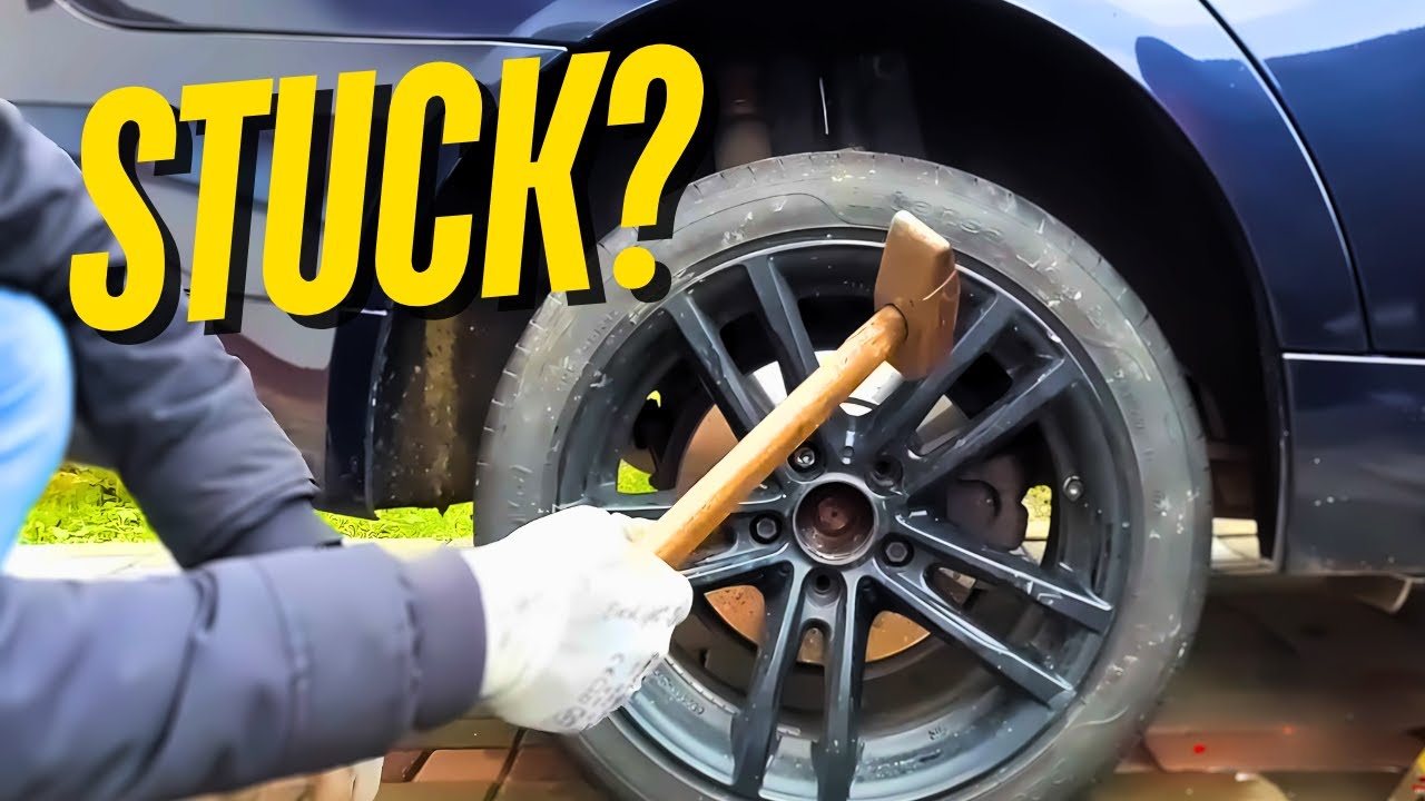 Как снять застрявшее колесо! (Быстро)